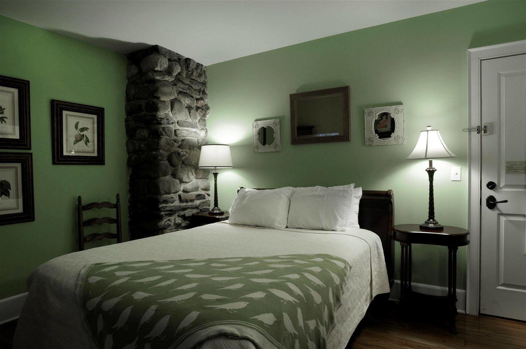 Buttermilk Falls Inn & Spa Milton Exterior foto